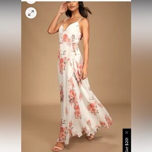 Lulu’s white/pink floral maxi dress. Size medium. New with tags.